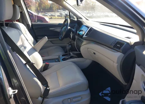 2016 Honda Pilot Ex-L z USA, uszkodzony, nr VIN 5FNYF6H80GB116101